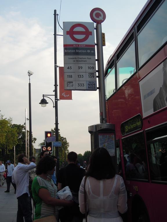 Holmewood Homestay Londen Buitenkant foto